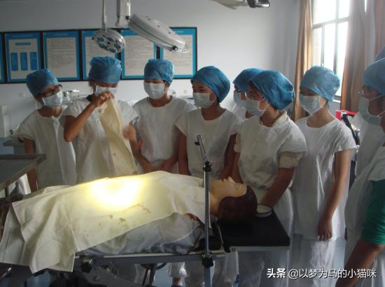 医学类哪个专业好找工作 就业率很高的4大医学专业