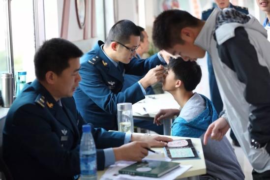 2024年空军招飞需要什么条件（这5个要求你符合吗）