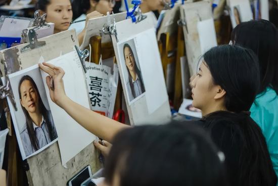 2024年美术专业就业发展形势到底怎么样 2024年美术专业就业发展形势到底怎么样