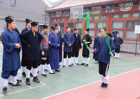道教学院招生，还是本科4年制？学生一脸兴奋：有御剑飞行吗？