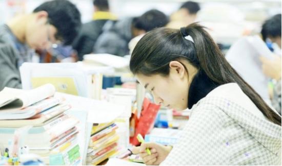 女生选哪个专业就业前景好(这6个专业工作稳定薪资高) 女生选哪个专业就业前景好(这6个专业工作稳定薪资高)