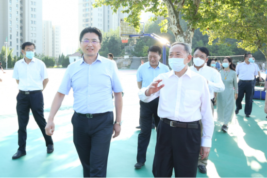青岛二中“以体树人”体教融合模式 
